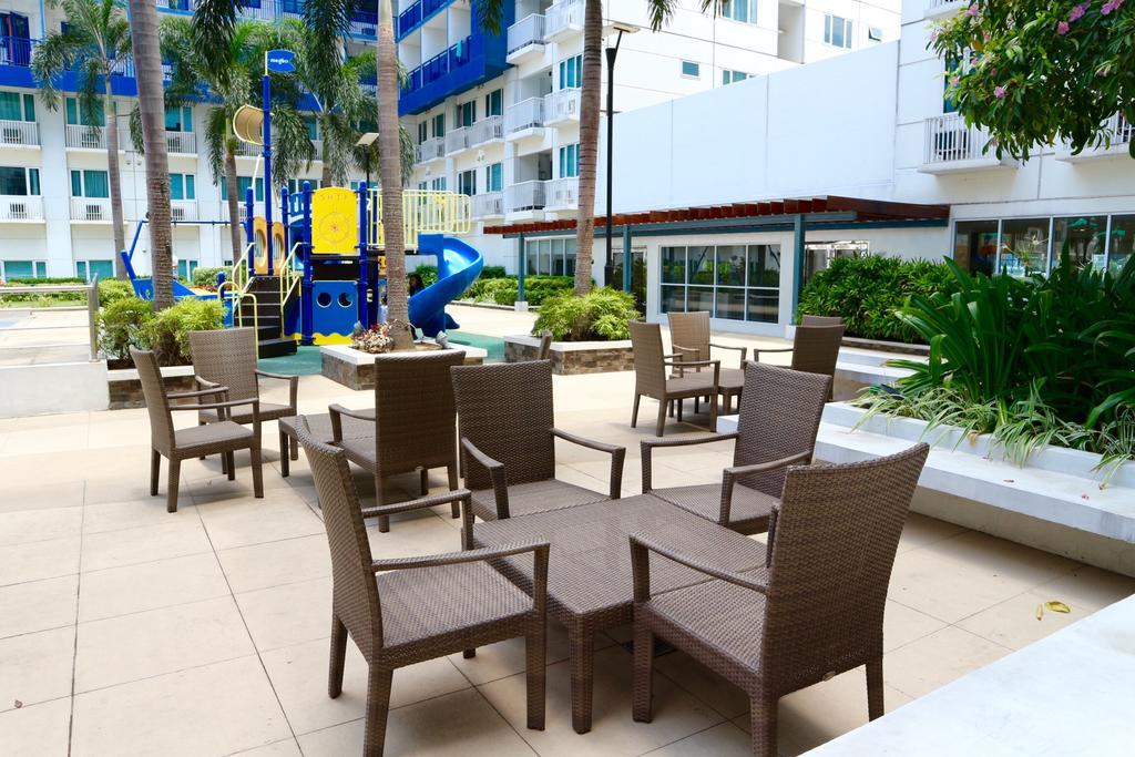 肯多迪尔海上公寓酒店 马尼拉 外观 照片